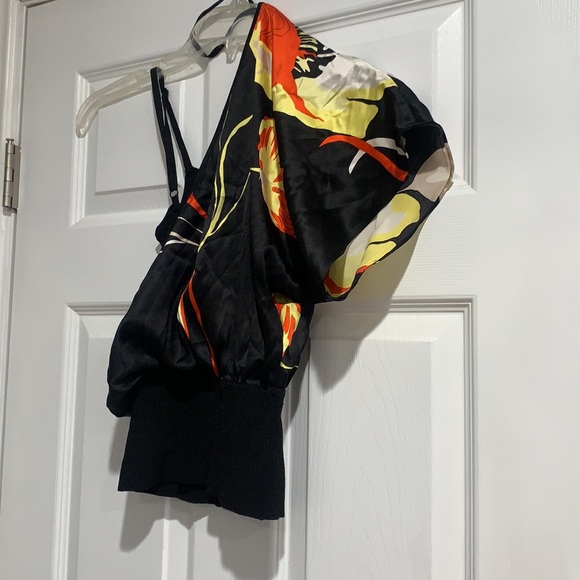 Top - Picture 6 of 7